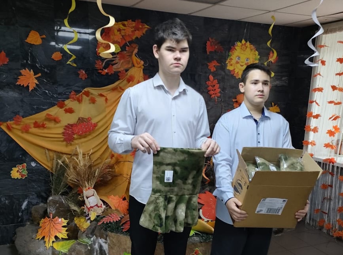 Студенты и сотрудники учреждения объединились для помощи защитникам Отечества