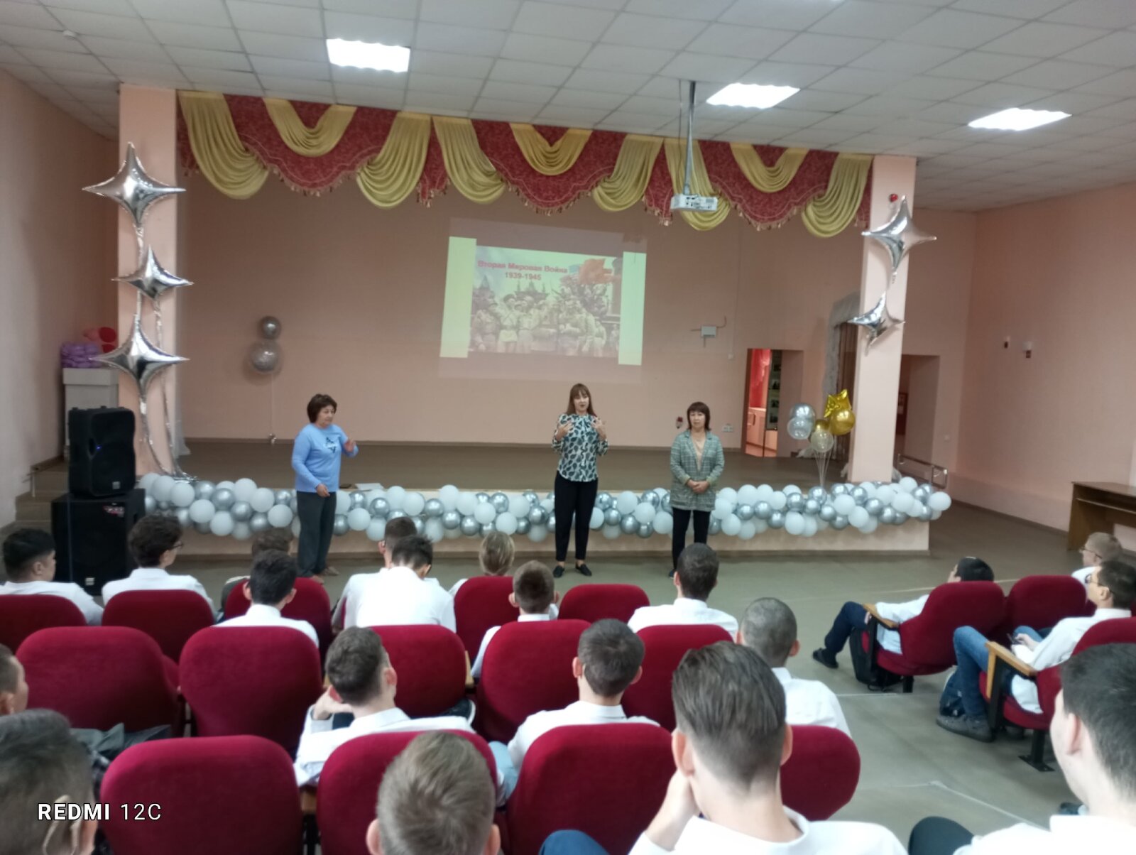 В техникуме прошёл классный час из цикла «Разговоры о важном», посвященный окончанию Второй мировой войны